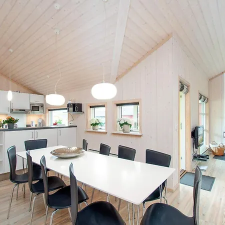 Amazing With Terrace Vakantiehuis